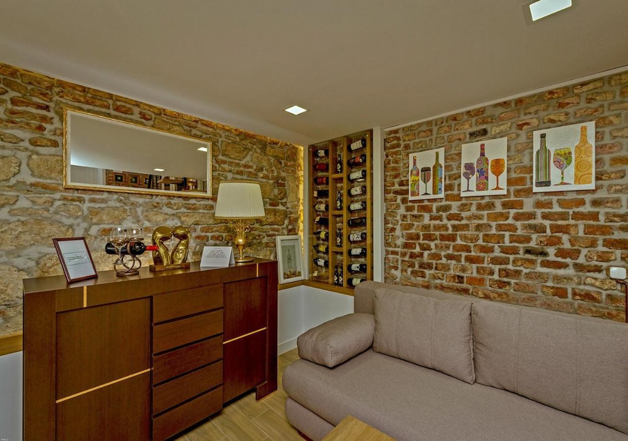 Vinodorum Apartments Cluj-Napoca Buitenkant foto